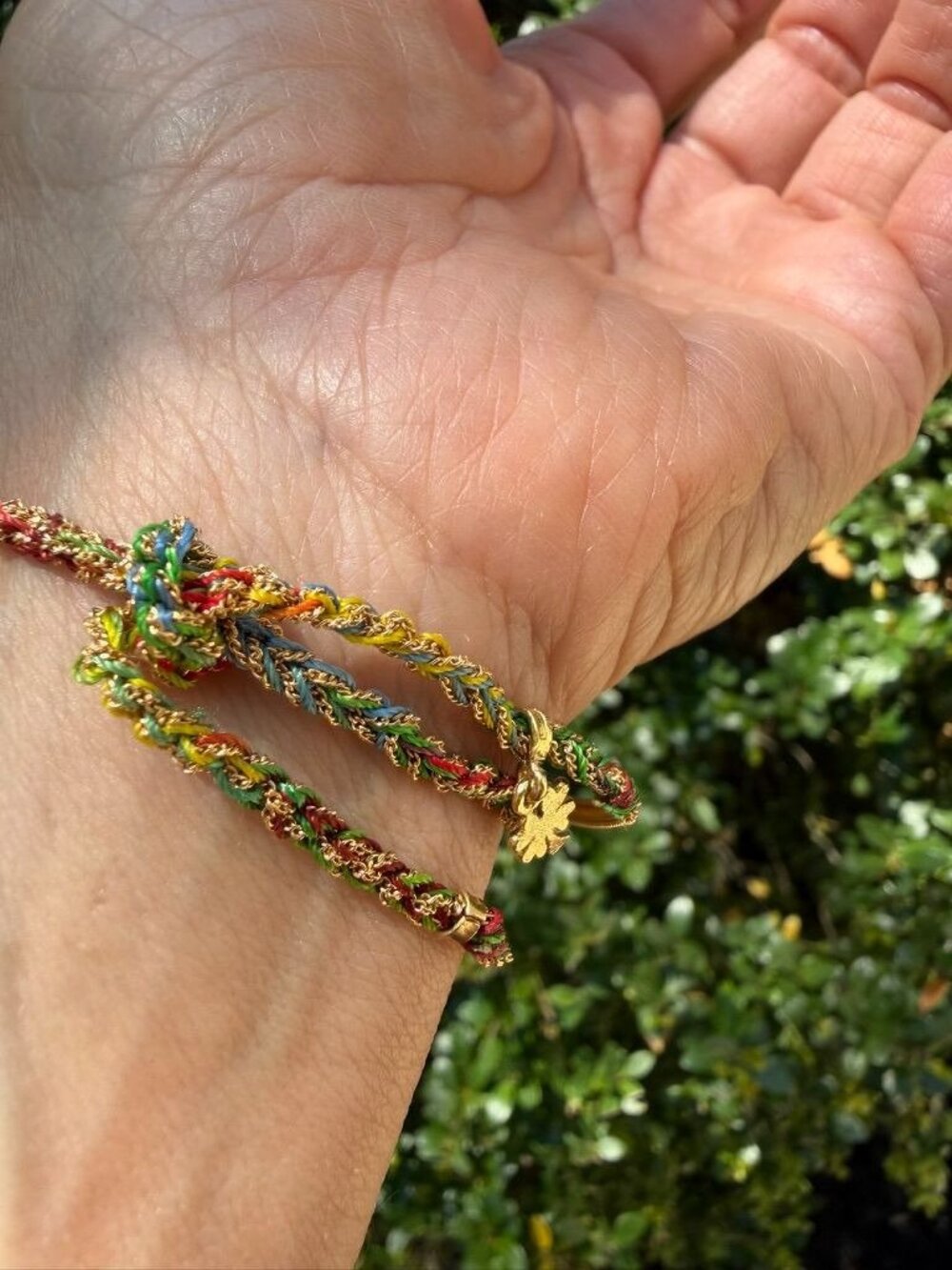 Carolina Bucci Rainbow & Yellow Gold Lucky Bracelet With Lucky Clover - Picture 3 of 6